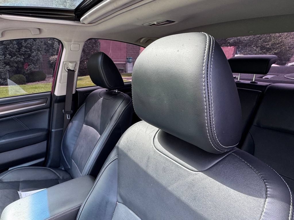 Used 2018 Subaru Legacy 3.6R Limited AWD/4WD image 20