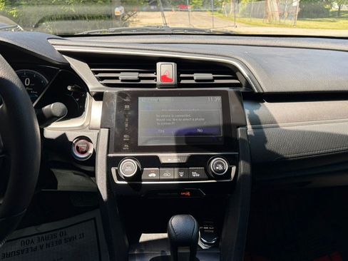 Used 2018 Honda Civic EX image 32