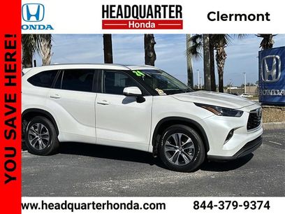 Used 2024 Toyota Highlander XLE