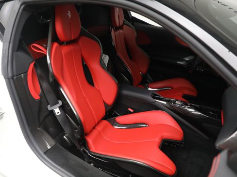 Certified 2021 Ferrari SF90 Stradale image 20