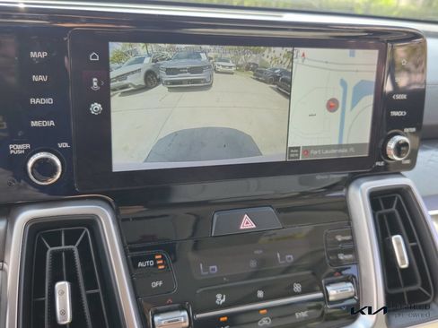 Certified 2023 Kia Sorento S w/ Panoramic Sunroof Package FWD image 21