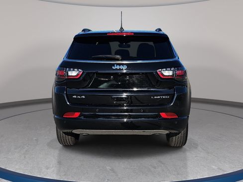 Used 2024 Jeep Compass Limited w/ Elite Group AWD/4WD image 6