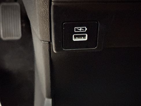 Used 2023 Honda Odyssey Sport image 40