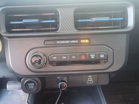 Used 2026 Ford Maverick Lobo AWD/4WD image 23