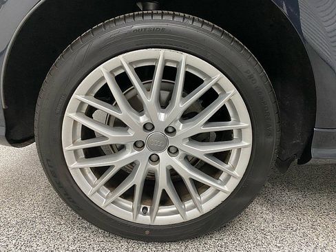 Used 2017 Audi Q5 2.0T Premium Plus w/ Technology Package image 24