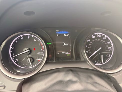 Used 2024 Toyota Camry SE w/ Cold Weather Package FWD image 25