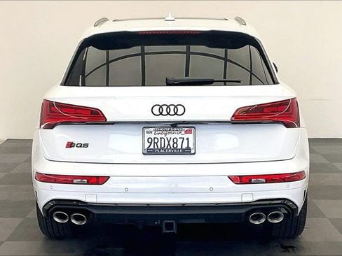 Used 2023 Audi SQ5 Prestige w/ Prestige Package AWD/4WD image 3