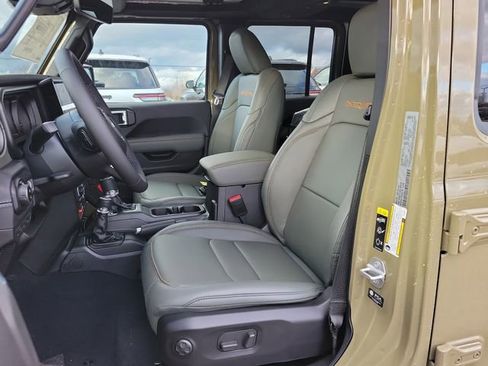 New 2026 Jeep Gladiator Mojave image 7