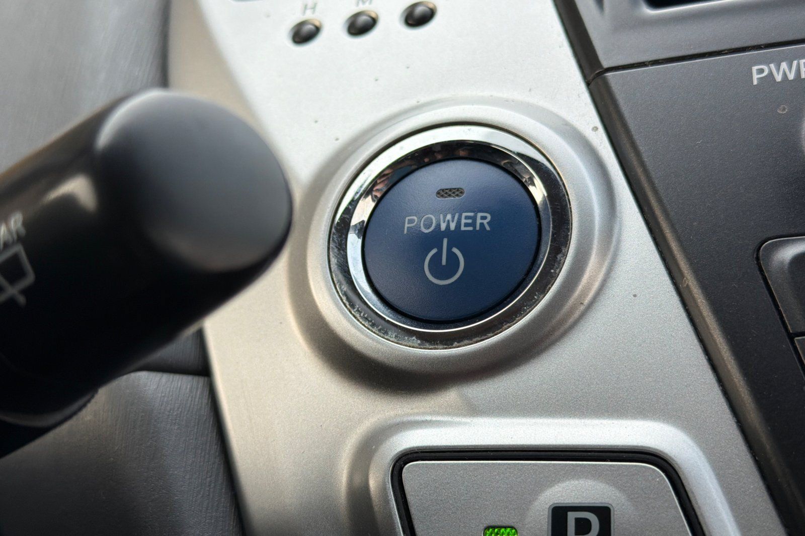 Used 2014 Toyota Prius V Three FWD image 19