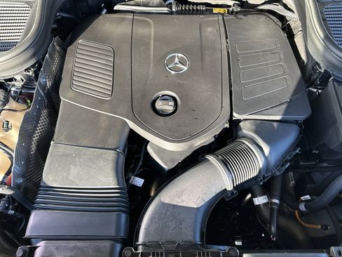 Used 2024 Mercedes-Benz GLE 350 4MATIC image 36
