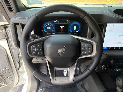New 2026 Ford Bronco Outer Banks AWD/4WD image 23