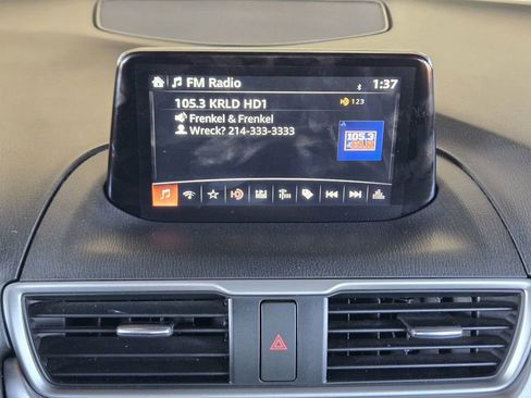 Used 2017 MAZDA MAZDA3 Touring image 16