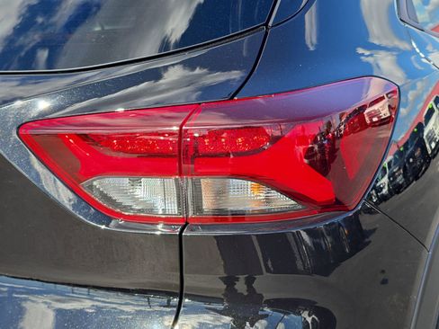 Used 2023 Chevrolet TrailBlazer RS w/ Convenience Package image 6