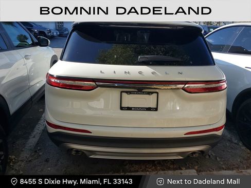 Used 2023 Lincoln Corsair Reserve image 4