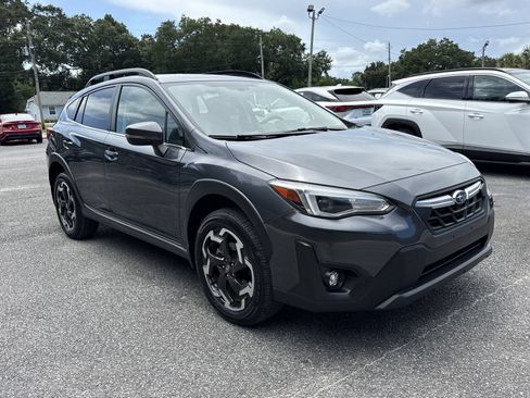 Used 2023 Subaru Crosstrek 2.5i Limited AWD/4WD image 7