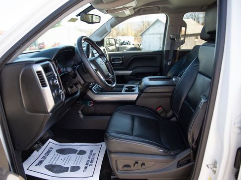 Used 2017 Chevrolet Silverado 1500 LT w/ All Star Edition image 21