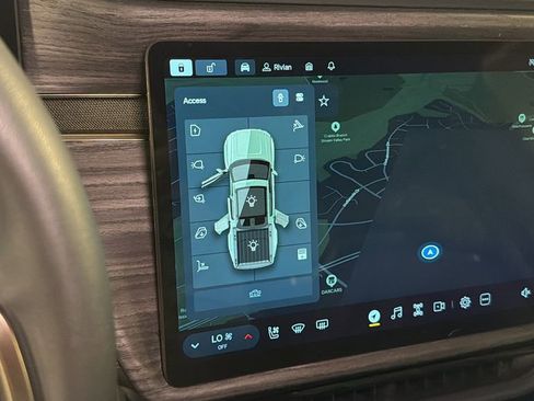 Used 2022 Rivian R1T Launch Edition image 30