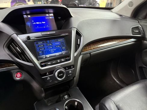 Used 2017 Acura MDX SH-AWD image 18