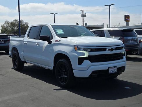 Certified 2023 Chevrolet Silverado 1500 RST w/ Convenience Package II AWD/4WD image 28