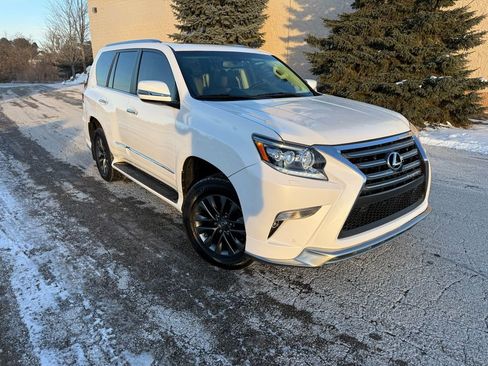Used 2017 Lexus GX 460 Premium image 2