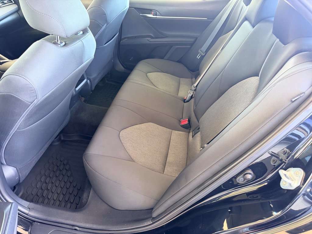 Used 2021 Toyota Camry LE FWD image 29