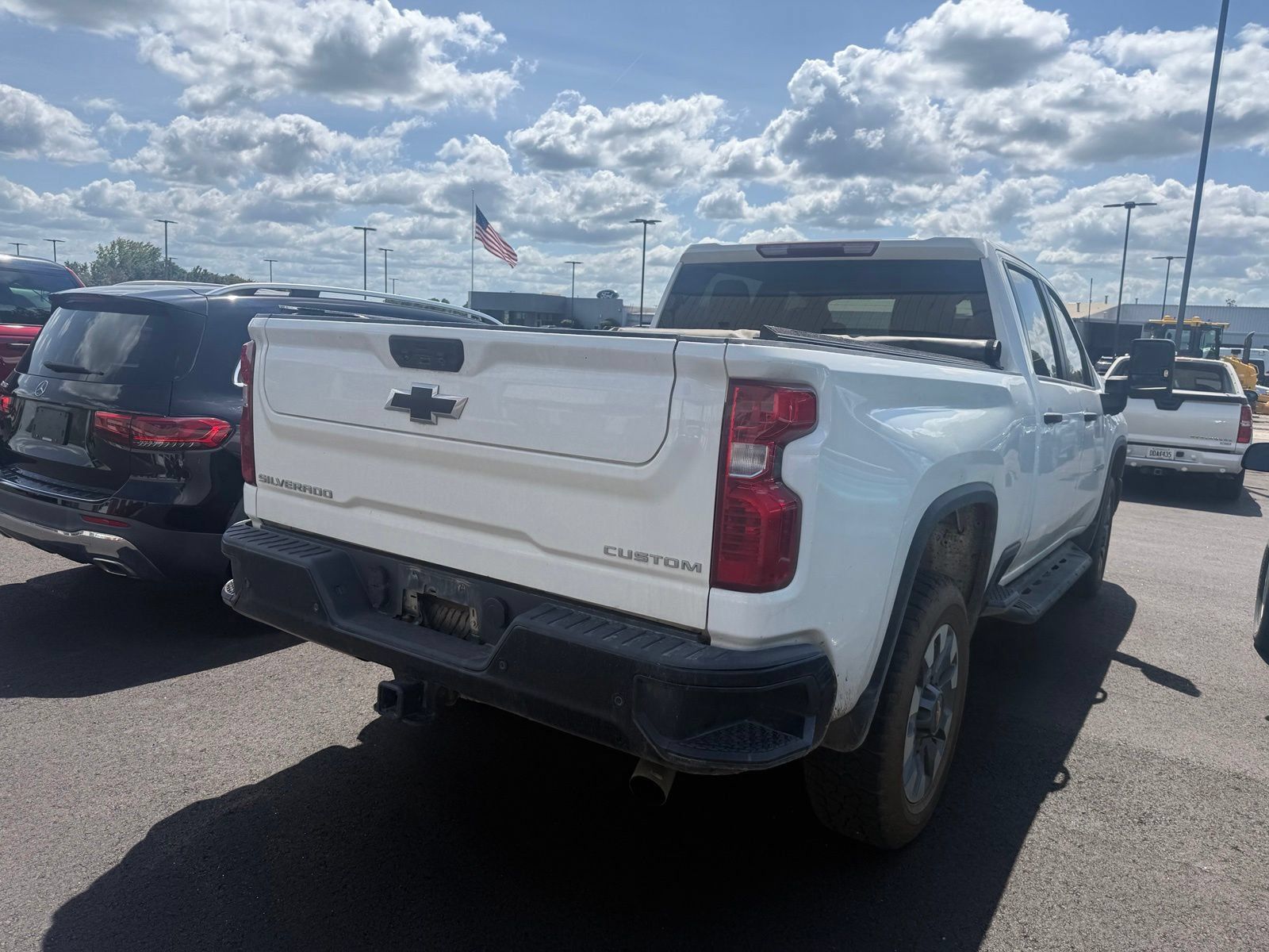 Used 2024 Chevrolet Silverado 2500 Custom w/ Custom Value Package AWD/4WD image 6