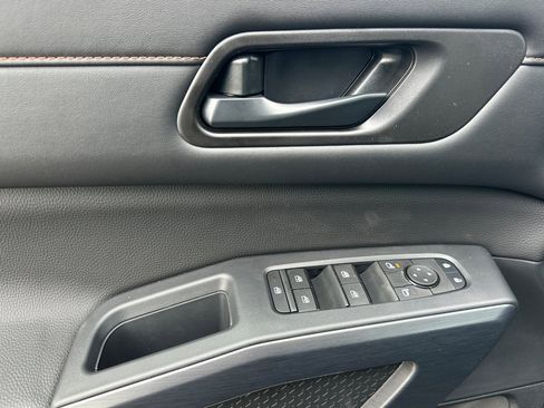 New 2025 Nissan Pathfinder Rock Creek image 12