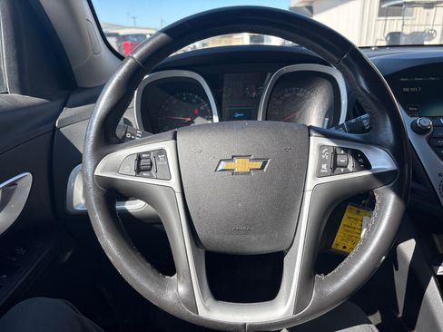 Used 2017 Chevrolet Equinox LT w/ Convenience Package image 12