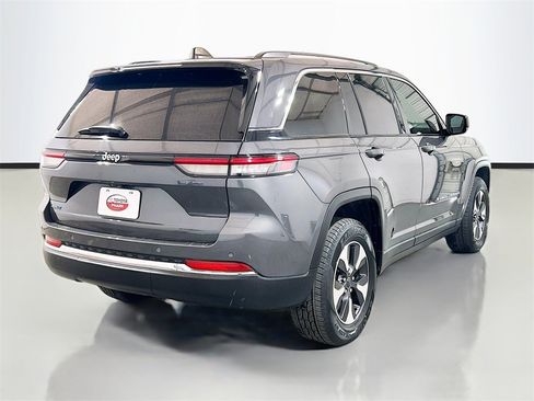 Used 2024 Jeep Grand Cherokee Limited 4xe w/ Trailer Tow Package image 4