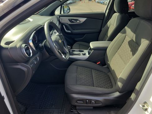 Used 2021 Chevrolet Blazer LT image 21