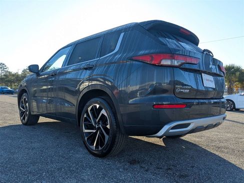 Used 2024 Mitsubishi Outlander SEL image 6