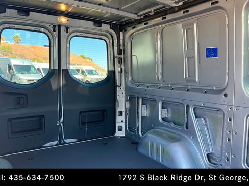 Used 2026 Mercedes-Benz Sprinter 2500 image 20