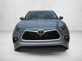 Certified 2024 Toyota Highlander LE FWD video 2