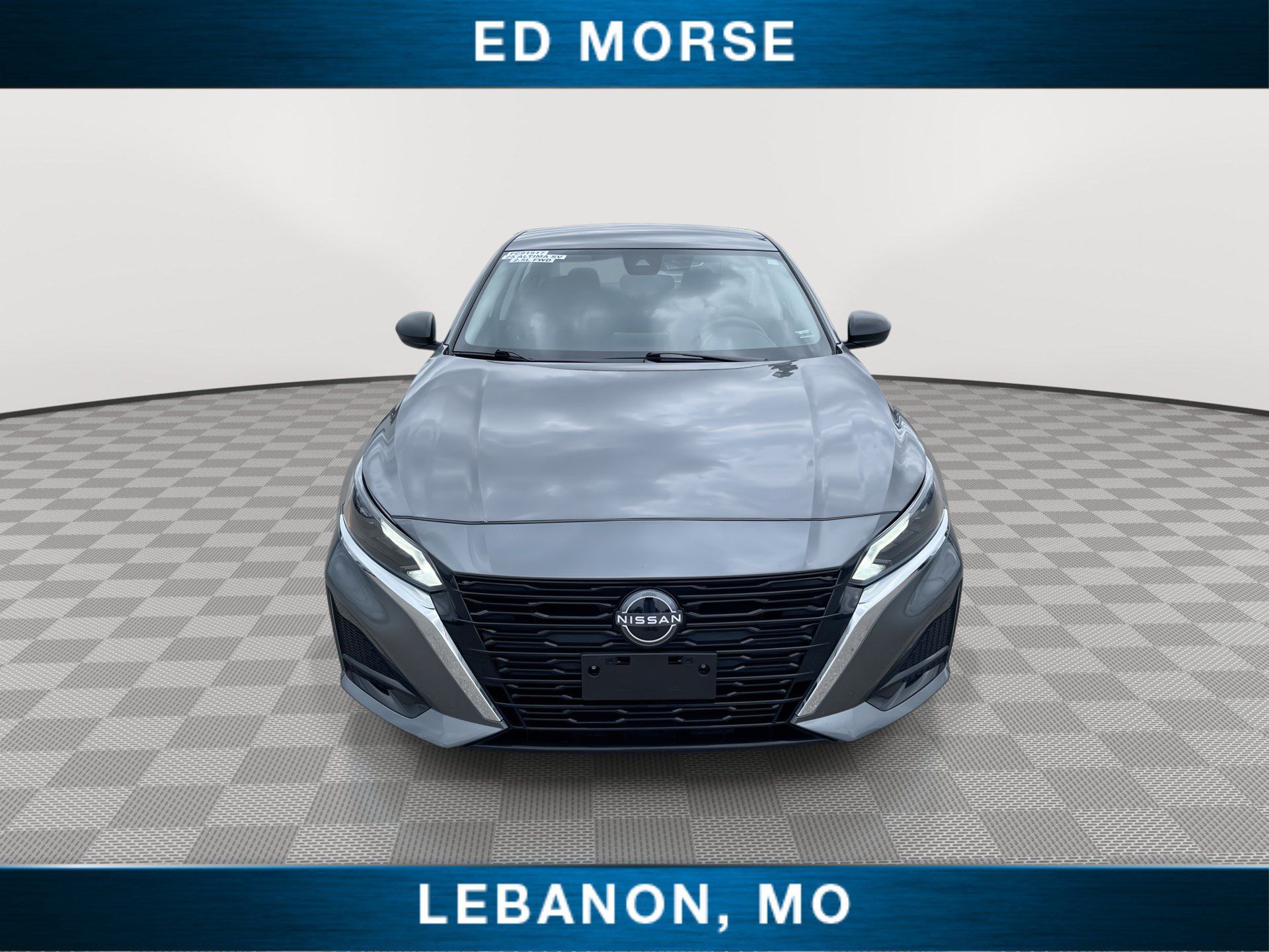 Used 2025 Nissan Altima 2.5 SV FWD image 3