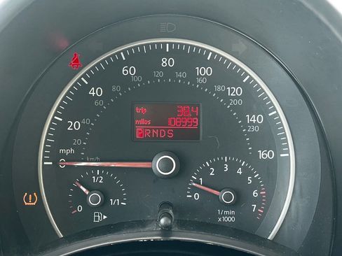 Used 2009 Volkswagen Beetle Coupe image 25