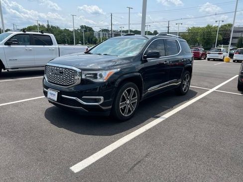 Used 2019 GMC Acadia Denali AWD/4WD image 1