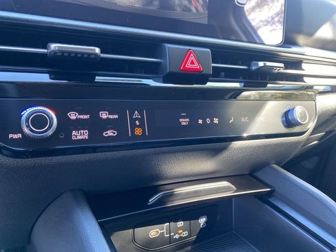 New 2026 Kia Sportage LX image 19