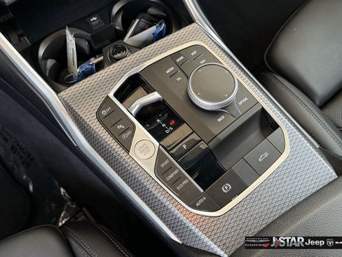 Used 2025 BMW 430i Convertible w/ Convenience Package RWD image 21