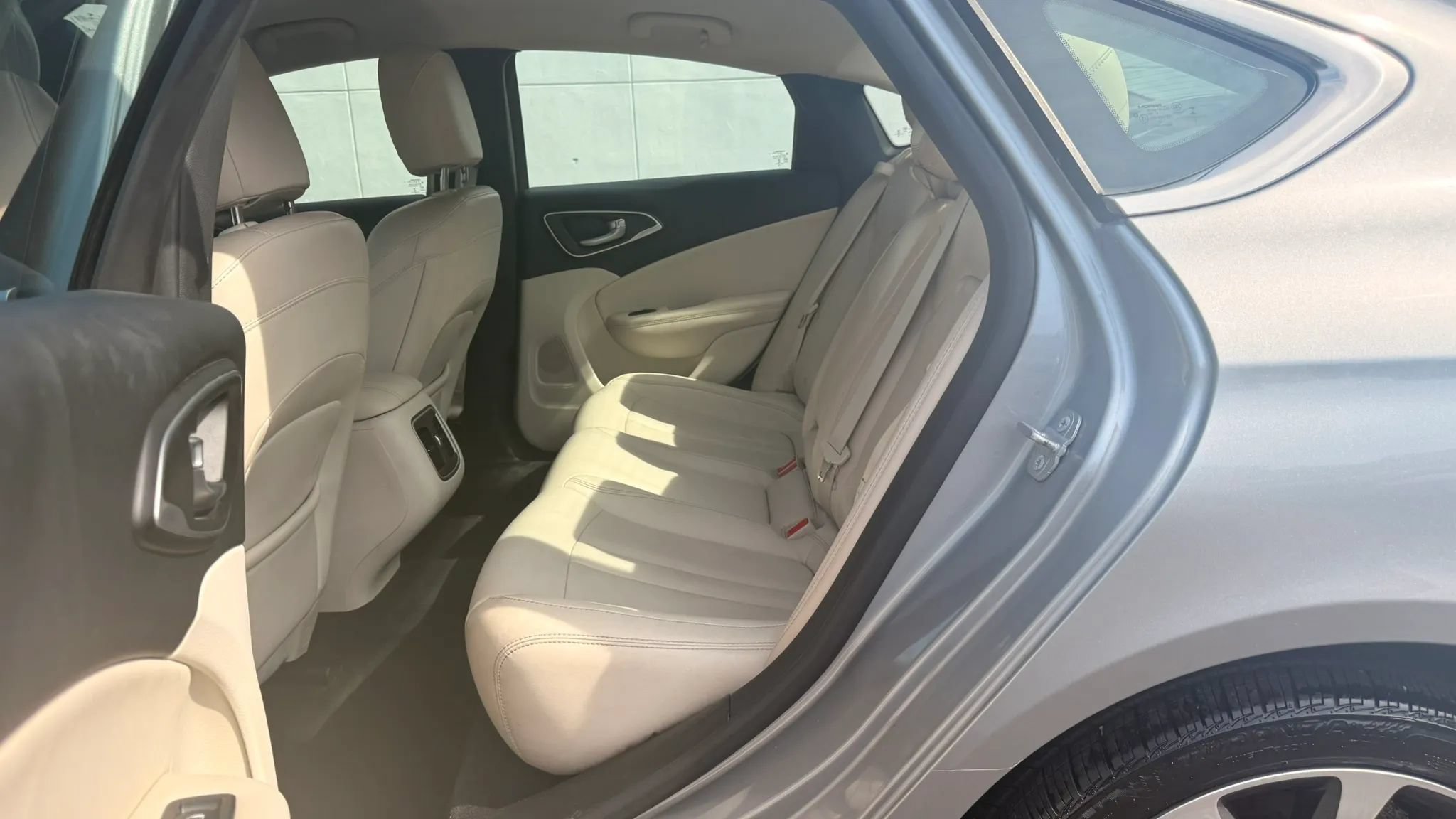 Used 2015 Chrysler 200 C w/ Navigation & Sound Group I FWD image 13
