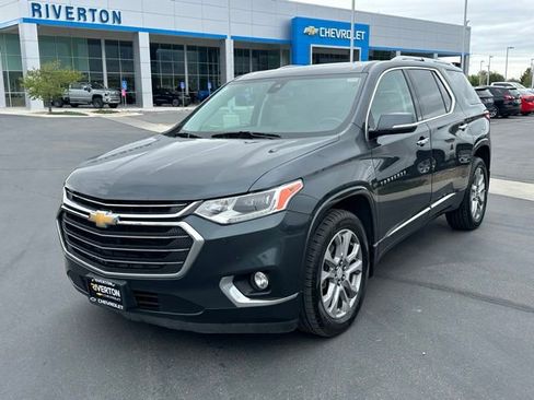 Used 2018 Chevrolet Traverse Premier AWD/4WD image 32