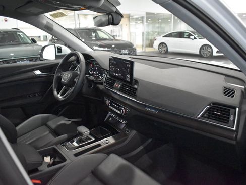 Used 2025 Audi Q5 2.0T Premium Plus w/ Premium Plus Package AWD/4WD image 27