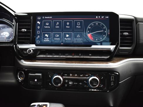 Used 2022 GMC Sierra 1500 Elevation w/ Elevation Premium Package image 16