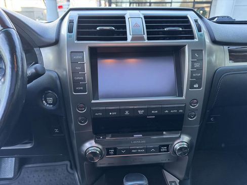 Used 2017 Lexus GX 460 Luxury image 10