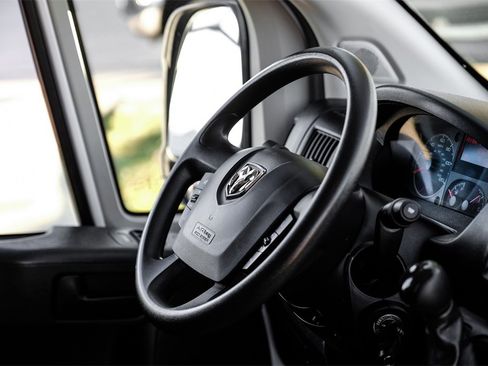 Used 2021 RAM ProMaster 2500 w/ Convenience Group image 11