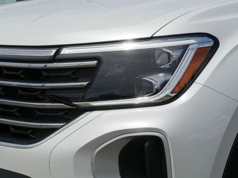 Certified 2026 Volkswagen Atlas SE AWD/4WD image 10