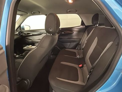 Used 2025 Chevrolet TrailBlazer LT FWD image 27