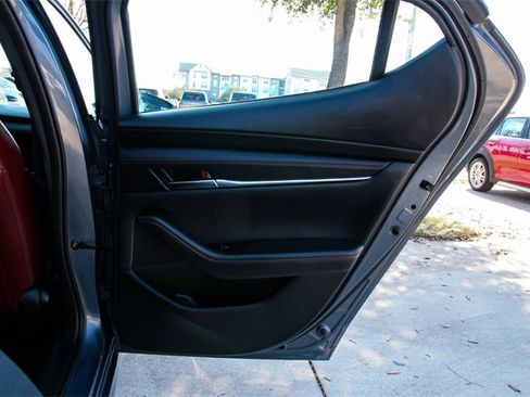 Used 2025 MAZDA MAZDA3 Carbon image 33