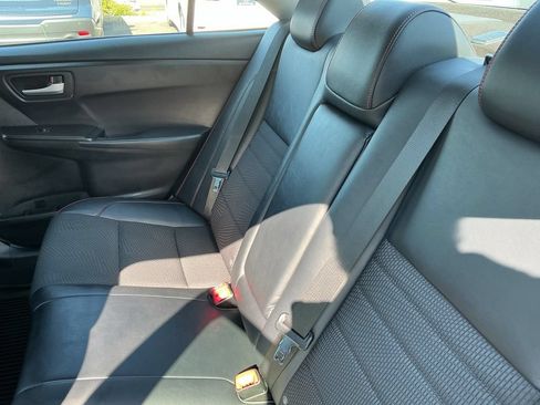 Used 2017 Toyota Camry SE FWD image 22