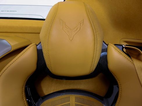 Used 2023 Chevrolet Corvette Stingray Premium Conv w/ 3LT image 13