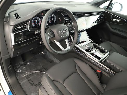 New 2025 Audi Q7 3.0T Premium Plus image 15